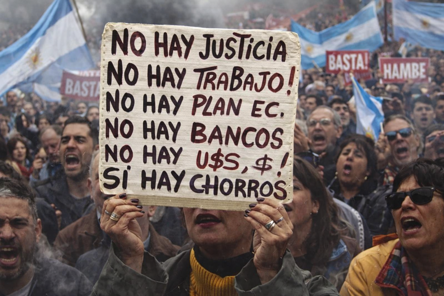 Se agrava la crisis politica y el hartazgo social se empieza a sentir fuerte.